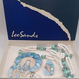 Lee Sands Blue and Teal Dyed Mop Inlay Peacock Necklace With Matching Earrings
